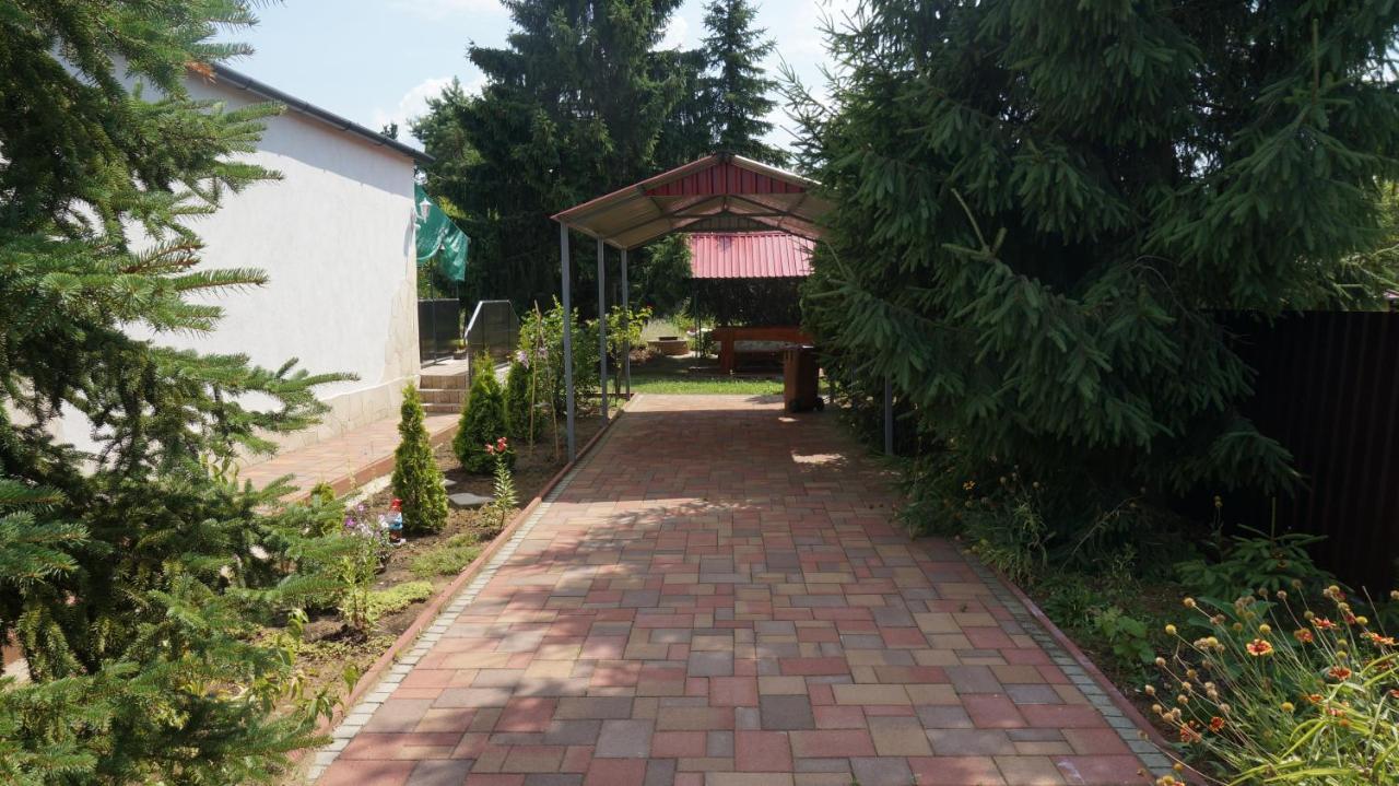 Sunny Apartman Nyíregyháza Esterno foto