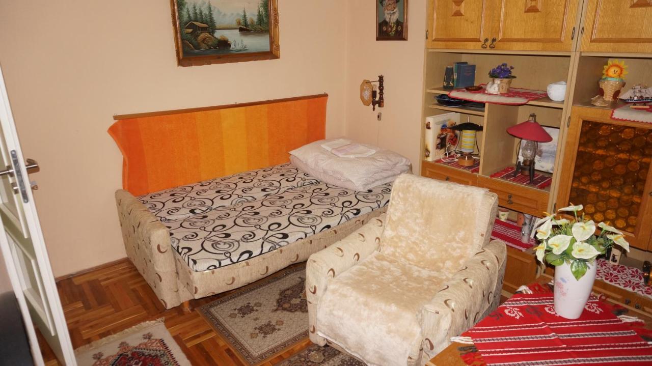 Sunny Apartman Nyíregyháza Esterno foto